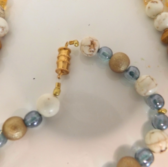 20" Double Strand Gemstone Necklace and 7" Bracelet - Picture 4 of 4